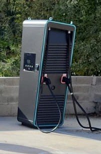 Borne Borne 1 &mdash; Alpitronic Hypercharger 300